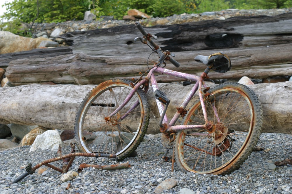 old-rusty-bike-big